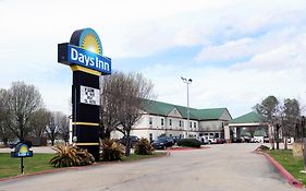 Days Inn By Wyndham Denham Springs-Baton Rouge East